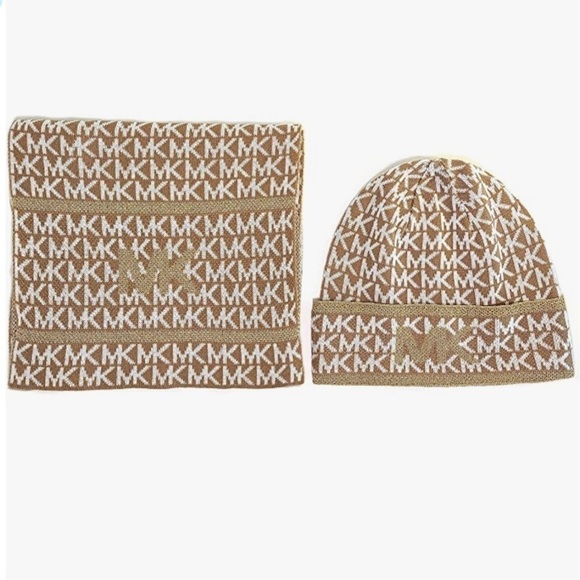 Brand New Michael Kors Hat & Scarf Set Camel Logo Knit w/ Gold Tone Accents - Picture 6 of 7